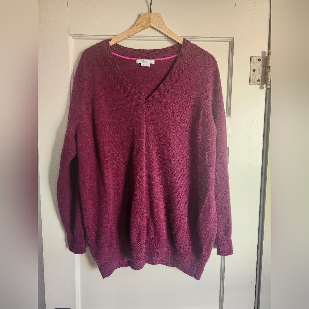 Boden V-Neck Sweater - Picture 2 of 5